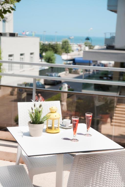 Hotel Fantasy Ρίμινι Εξωτερικό φωτογραφία