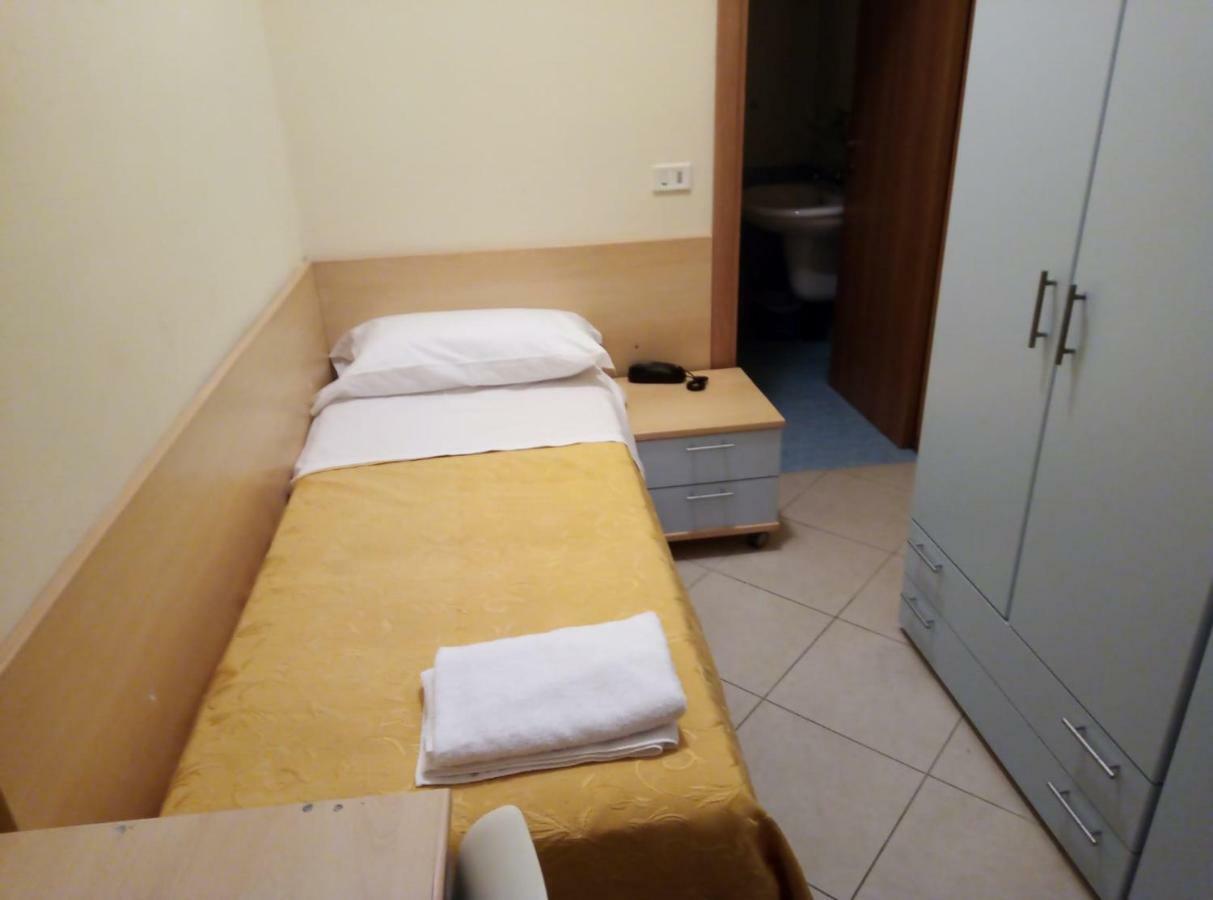 Hotel Fantasy Ρίμινι Εξωτερικό φωτογραφία